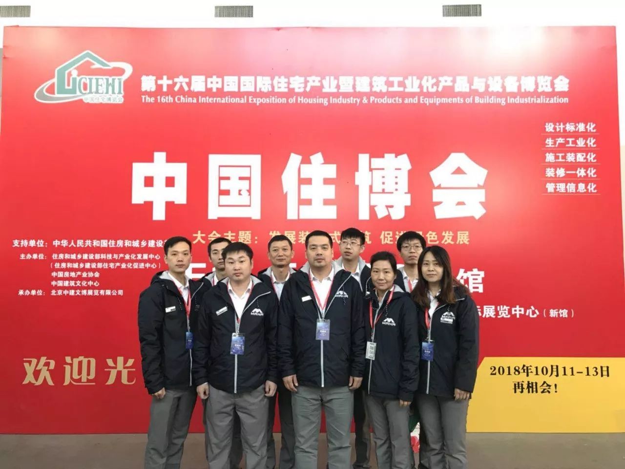 ���{����ס����