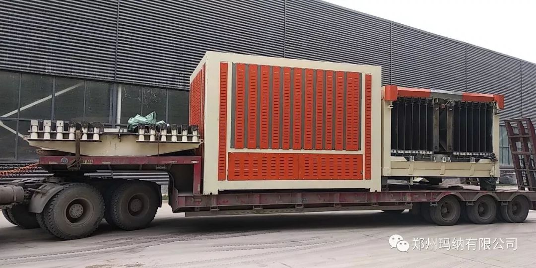 墻板機(jī)發(fā)貨現(xiàn)場 墻板機(jī)發(fā)貨現(xiàn)場